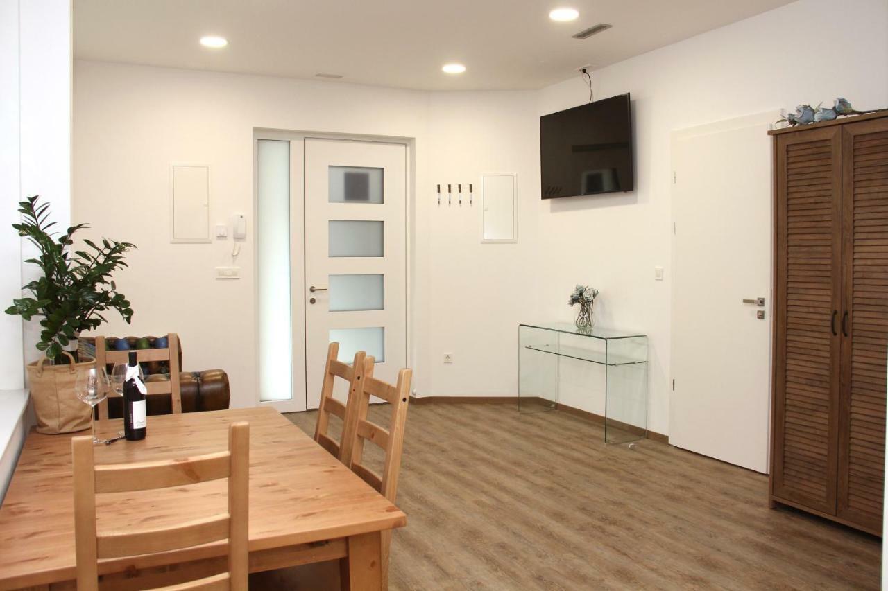 Maja Apartment 시베니크 외부 사진