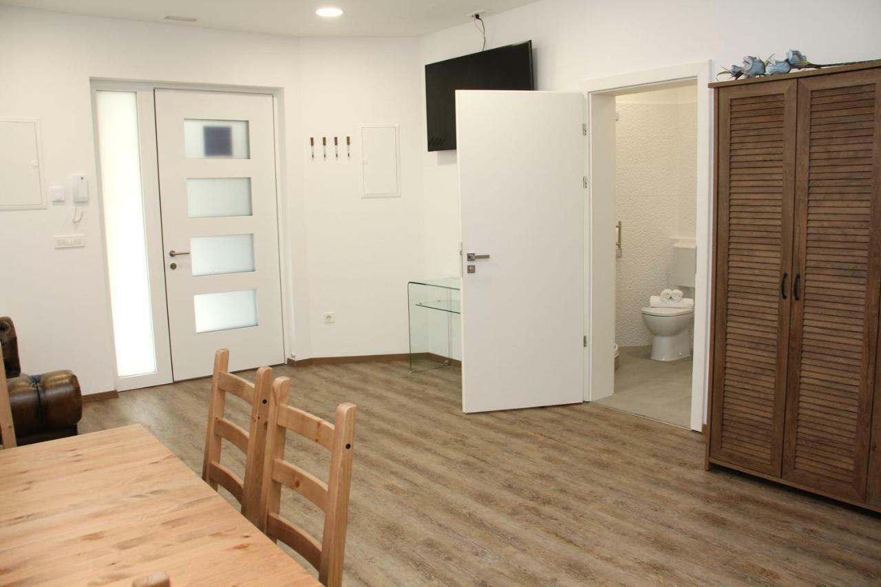 Maja Apartment 시베니크 외부 사진